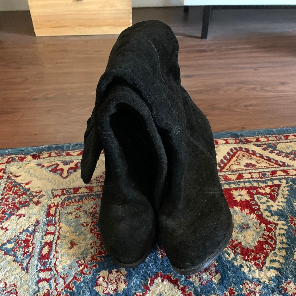 Steve Madden Suede Daraye Riding Boots